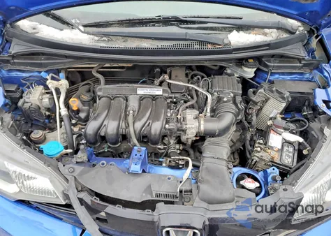 2015 Honda Fit Lx из США, поврежденный, VIN 3HGGK5H52FM716685